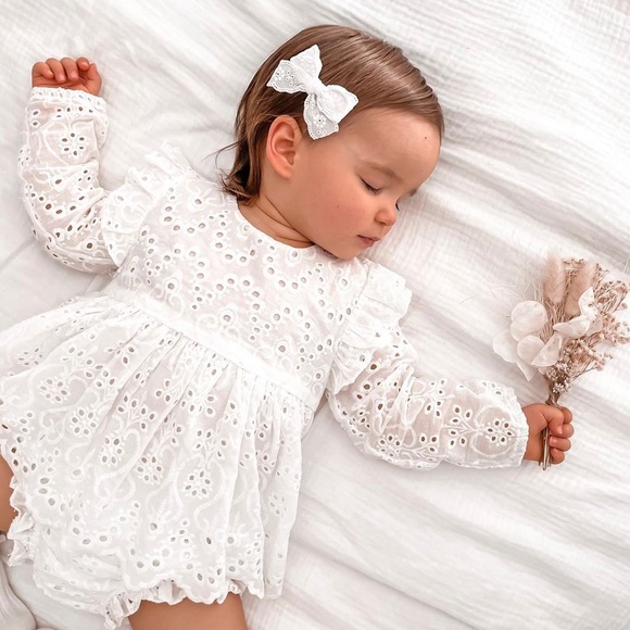 Eyelet set - Picture 3 of 10